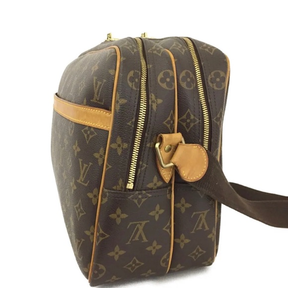 Authentic Louis Vuitton Monogram Canvas Reporter PM Bag - Picture 2 of 3